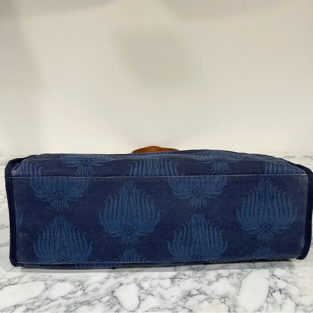 Pottery Barn Kids preppy canvas diaper tote navy blue leather straps initial 